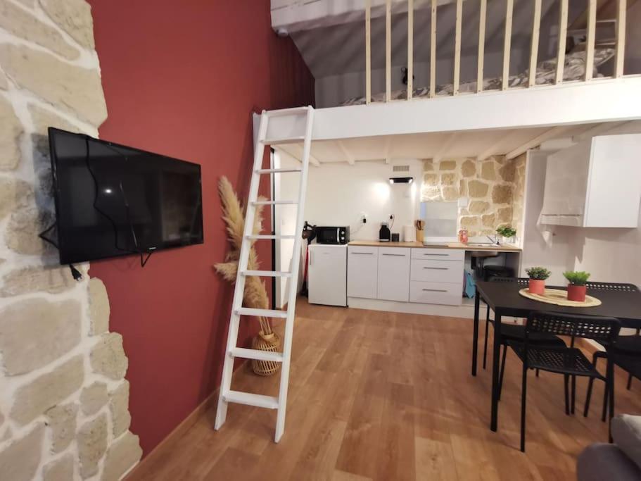 Centre Ville Montpellier - Appartement Au Coeur De L'Ecusson エクステリア 写真